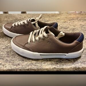 Boy’s Sperry’s Shoes. Never Worn! Size 2